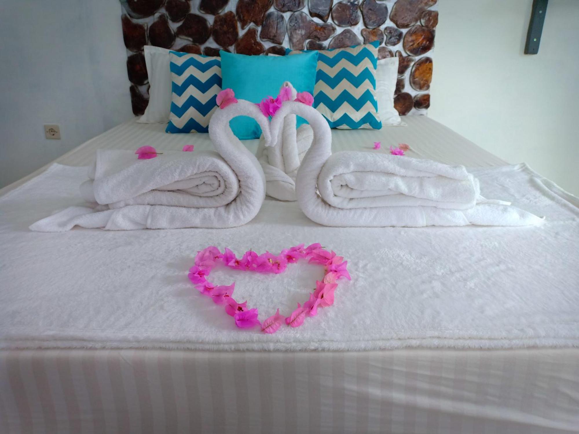 Blue Coral Homestay Karimunjawa Zewnętrze zdjęcie