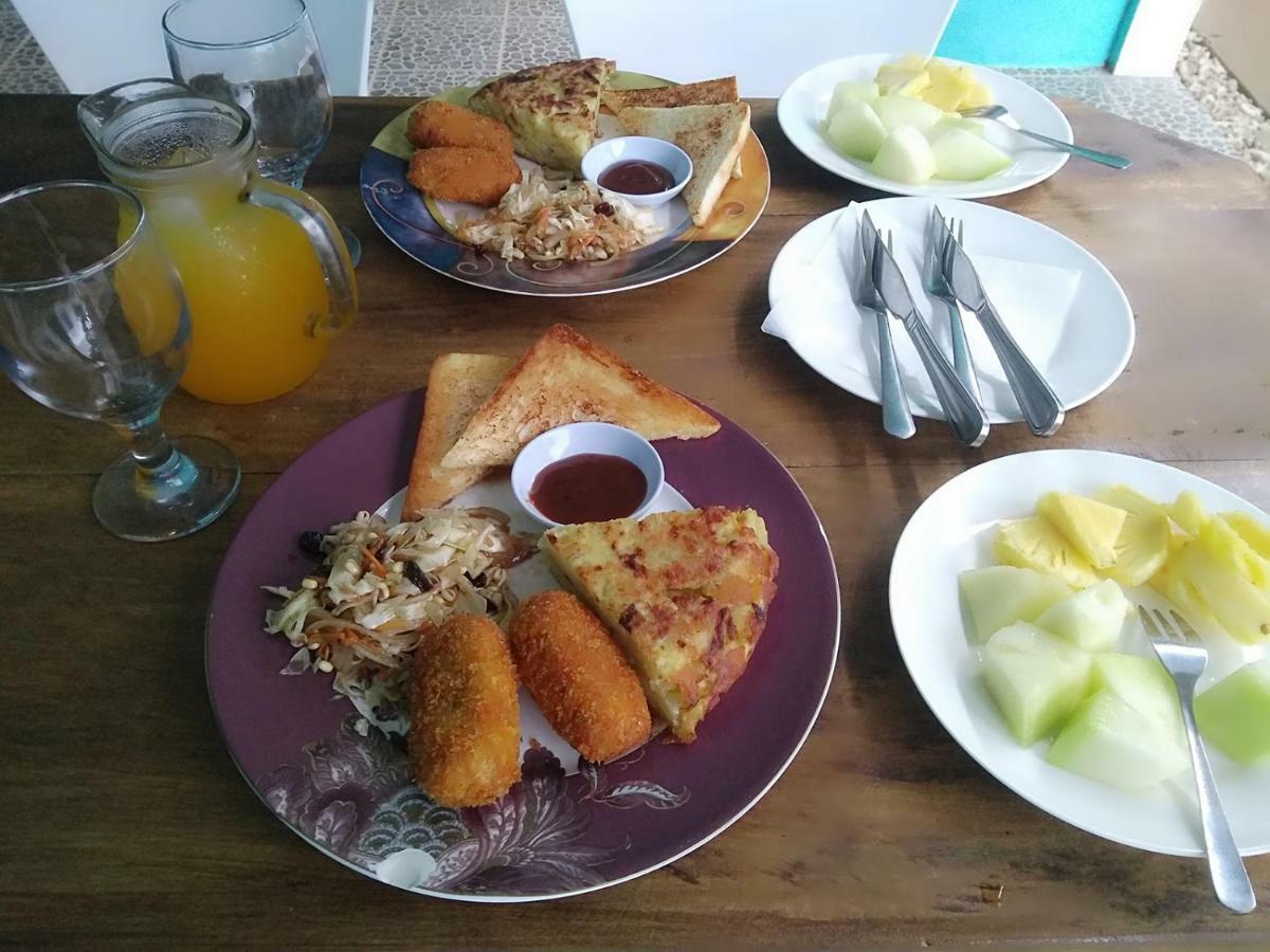 Blue Coral Homestay Karimunjawa Zewnętrze zdjęcie
