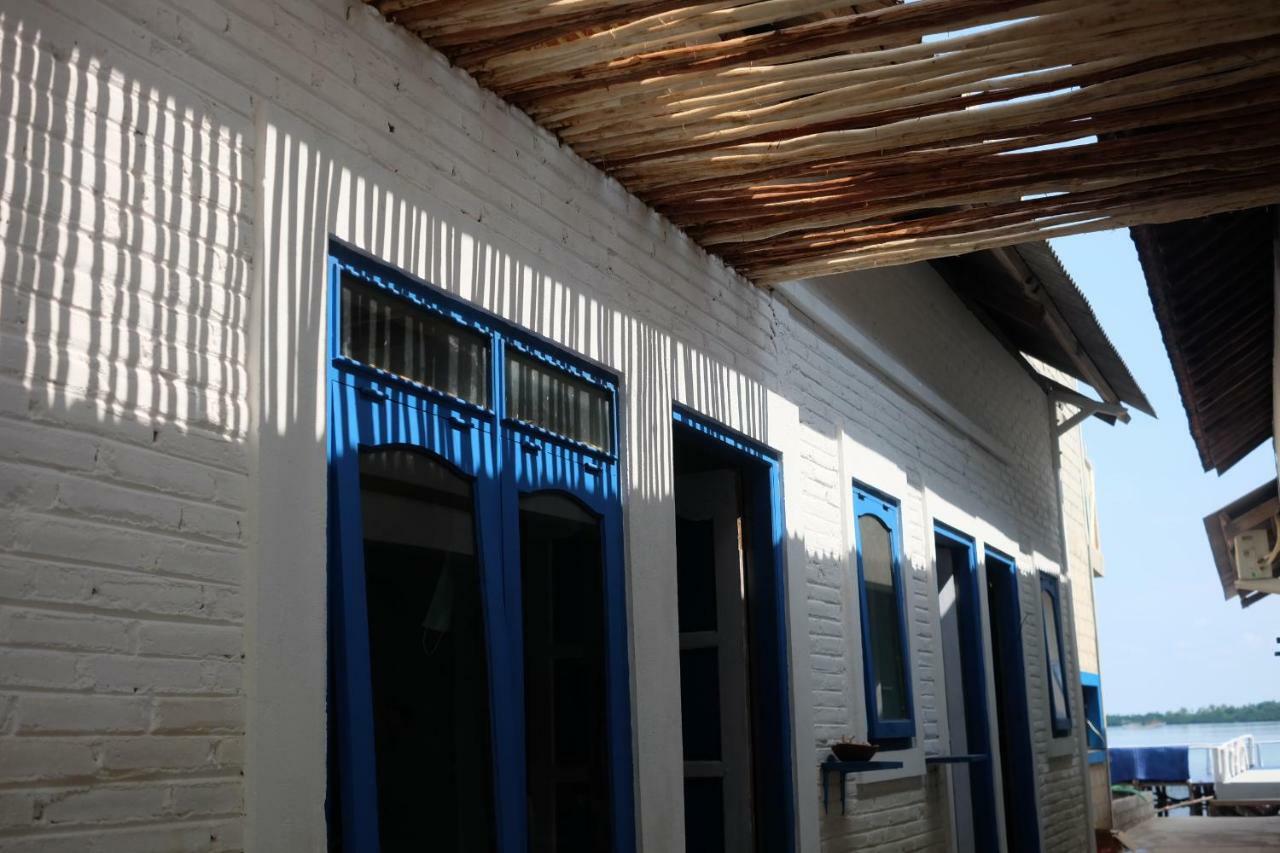 Blue Coral Homestay Karimunjawa Zewnętrze zdjęcie